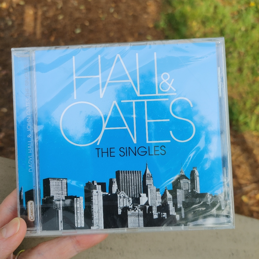 HALL & OATES CD NEW IN PLASTIC